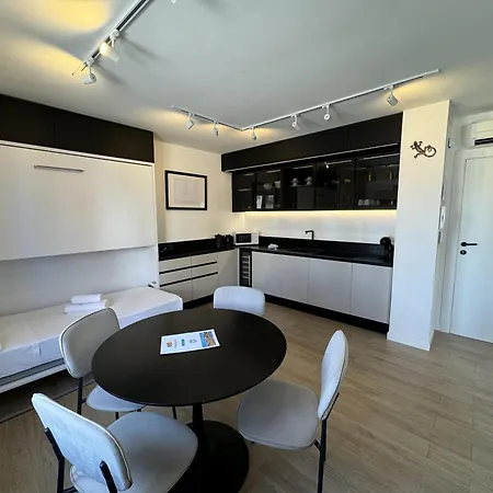 Apartamento Playa Centro Con Vistas Al Mar *